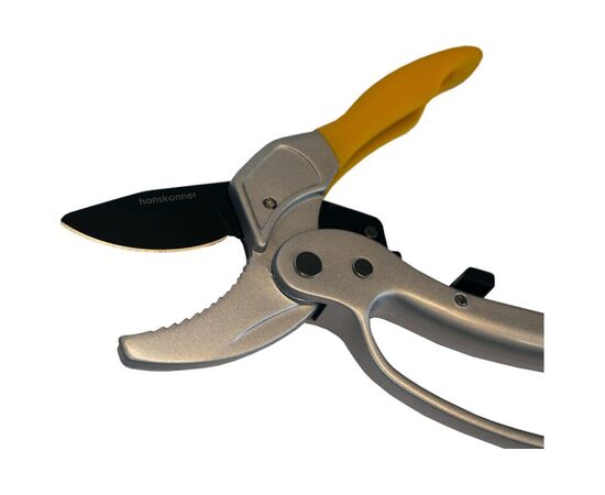  Секатор Hanskonner HK3012-07-20 ручной 205 мм с храповым механизмом 