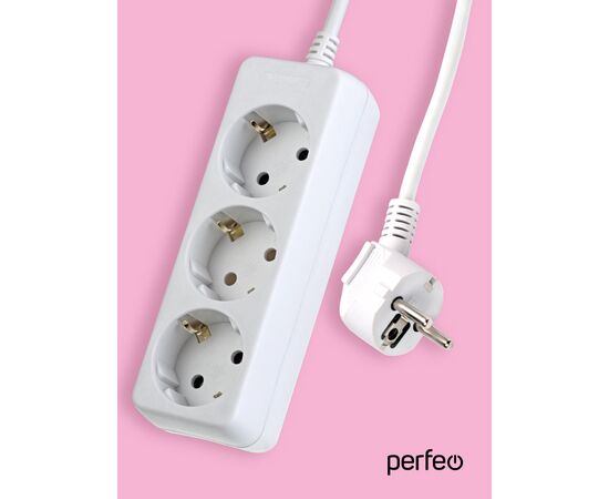 Сетевой удлинитель с заземлением Perfeo "POWERMATE", 3,0м, 3 розетки, белый (PF-PE-3/3,0-W) 