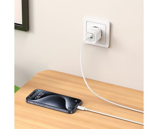  Сетевое зарядное устройство HOCO C147A Charm 1xUSB + 1xUSB-C с Кабелем Type-C - Type-C, 3A, 20W, белый 
