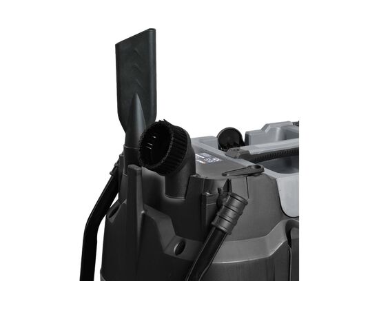  Пылесос строительный BORT BAX-600E 