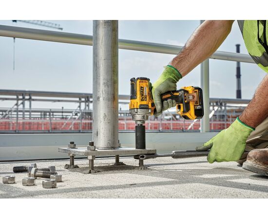  Гайковерт DeWalt DCF894NT 